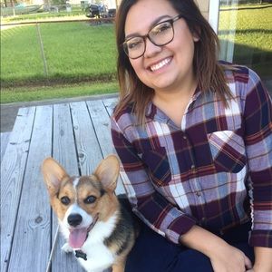 Meet your Posher, Elisa